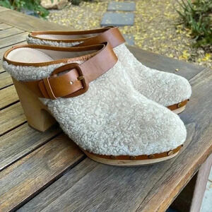 Veronica Beard Cream and Brown Shearling Clogs